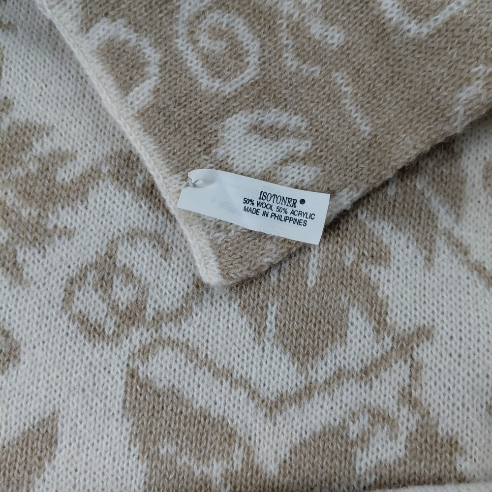 Isotoner Scarf Cozy Beige Cream Leave Vine Wool Warm Botanical Luxury Minimalist - Picture 4 of 4